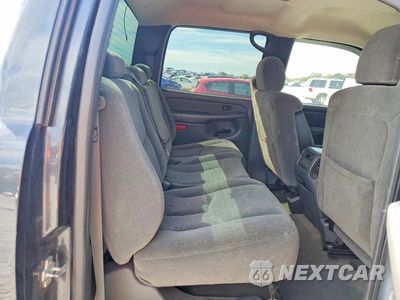 Zdjęcie 10 z 13 samochodu: 2004 CHEVROLET SILVERADO K3500 VIN:1GCJK33134F174006 - miniatura