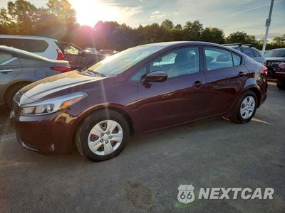 2017 KIA FORTE LX 3KPFK4A74HE150865 - główne zdjęcie licytacji z USA - miniatura