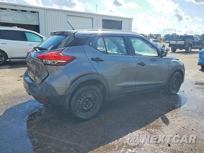Trzecie zdjęcie samochodu z tyłu: 2019 NISSAN KICKS S VIN:3N1CP5CU7KL540474 - miniatura