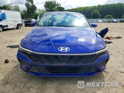 Piąte zdjęcie samochodu w środku: 2024 HYUNDAI ELANTRA VIN:KMHLM4DG4RU652573 - miniatura