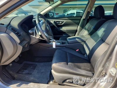Zdjęcie 7 z 13 samochodu: 2016 NISSAN ALTIMA 2.5 SR VIN:1N4AL3AP3GC280343 - miniatura