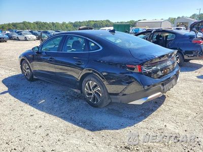 Drugie zdjęcie samochodu z przodu: 2026 HYUNDAI SONATA HYBRID BLUE VIN:KMHL24JJ7TA157900 - miniatura