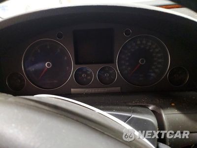 Zdjęcie 9 z 12 samochodu: 2004 VOLKSWAGEN PHAETON 6.0 VIN:WVWBH63D848006980 - miniatura