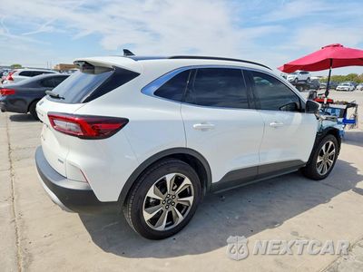 Trzecie zdjęcie samochodu z tyłu: 2023 FORD ESCAPE PLATINUM VIN:1FMCU0JZ6PUA28883 - miniatura
