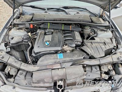 Zdjęcie 11 z 12 samochodu: 2011 BMW 328 XI VIN:WBAPK7C51BA821174 - miniatura