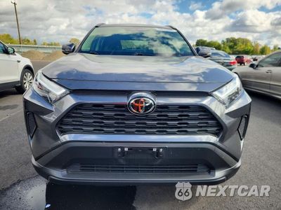Piąte zdjęcie samochodu w środku: 2025 TOYOTA RAV4 HYBRID XLE VIN:JTMRWRFV6SD303373 - miniatura