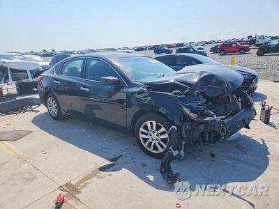 Czwarte zdjęcie samochodu z boku: 2016 NISSAN ALTIMA 2.5 S VIN:1N4AL3AP1GN324778 - miniatura