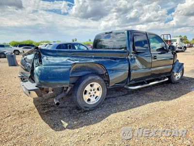 Trzecie zdjęcie samochodu z tyłu: 2003 CHEVROLET SILVERADO C1500 VIN:2GCEC19T931226966 - miniatura
