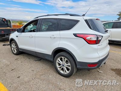Drugie zdjęcie samochodu z przodu: 2018 FORD ESCAPE SE VIN:1FMCU9GD1JUC59777 - miniatura