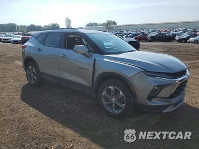Czwarte zdjęcie samochodu z boku: 2024 CHEVROLET BLAZER 2LT VIN:3GNKBHR45RS181570 - miniatura