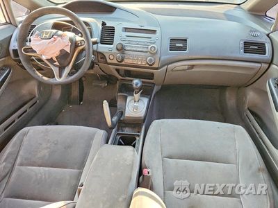 Zdjęcie 8 z 13 samochodu: 2009 HONDA CIVIC LX VIN:1HGFA16579L018234 - miniatura