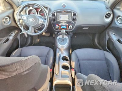 Zdjęcie 8 z 12 samochodu: 2012 NISSAN JUKE S VIN:JN8AF5MV0CT118398 - miniatura