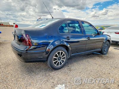 Trzecie zdjęcie samochodu z tyłu: 2003 VOLKSWAGEN JETTA GLS TDI VIN:3VWSP69M73M156337 - miniatura