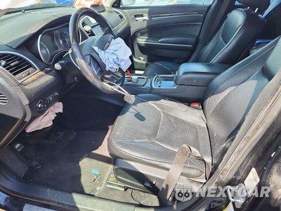 Zdjęcie 7 z 13 samochodu: 2018 CHRYSLER 300 LIMITED VIN:2C3CCAEG3JH123406 - miniatura