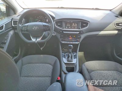 Zdjęcie 8 z 13 samochodu: 2019 HYUNDAI IONIQ BLUE VIN:KMHC65LC5KU156346 - miniatura