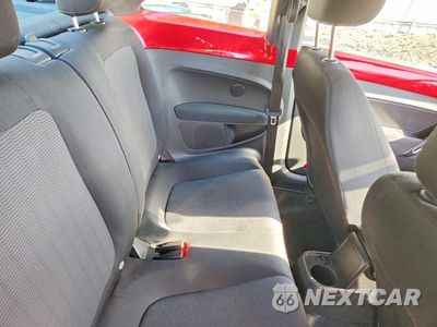 Zdjęcie 10 z 12 samochodu: 2014 VOLKSWAGEN BEETLE VIN:3VWJX7AT5EM610446 - miniatura