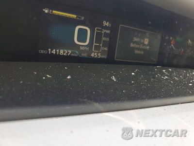 Zdjęcie 9 z 12 samochodu: 2017 TOYOTA PRIUS TWO VIN:JTDKBRFU2H3045064 - miniatura