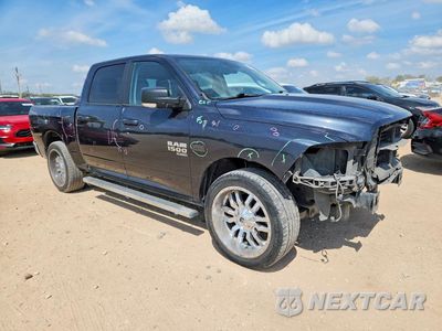 Czwarte zdjęcie samochodu z boku: 2019 RAM 1500 CLASSIC SLT VIN:1C6RR6LT7KS503173 - miniatura