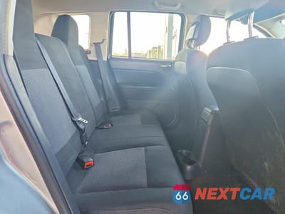 Zdjęcie 11 z 14 samochodu: 2014 JEEP COMPASS SPORT VIN:1C4NJCBA6ED844604 - miniatura
