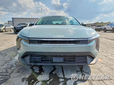 Piąte zdjęcie samochodu w środku: 2025 KIA K4 LXS VIN:3KPFT4DE7SE046546 - miniatura