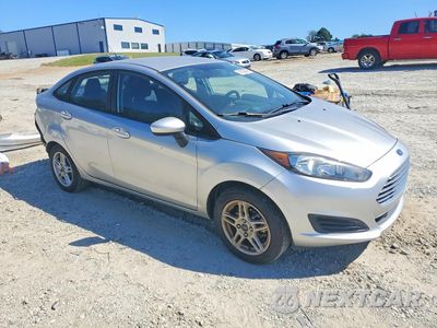 Czwarte zdjęcie samochodu z boku: 2017 FORD FIESTA SE VIN:3FADP4BJ8HM156845 - miniatura
