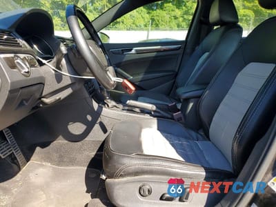 Zdjęcie 7 z 12 samochodu: 2018 VOLKSWAGEN PASSAT GT VIN:1VWJM7A31JC037601 - miniatura