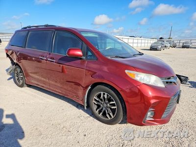 Czwarte zdjęcie samochodu z boku: 2020 TOYOTA SIENNA XLE 8-PASSENGER VIN:5TDYZ3DCXLS024337 - miniatura