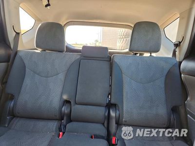 Zdjęcie 10 z 13 samochodu: 2014 TOYOTA PRIUS V THREE VIN:JTDZN3EUXEJ007576 - miniatura