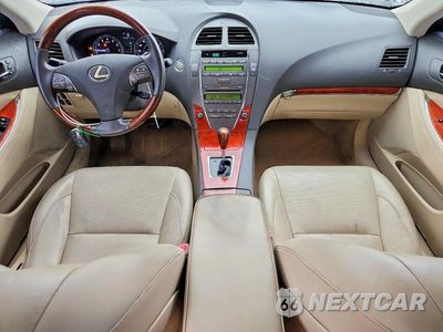 Zdjęcie 8 z 12 samochodu: 2010 LEXUS ES 350 VIN:JTHBK1EG8A2410791 - miniatura