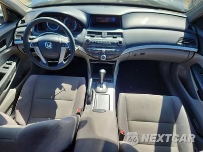 Zdjęcie 8 z 12 samochodu: 2012 HONDA ACCORD LXP VIN:1HGCP2F43CA001898 - miniatura