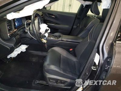 Zdjęcie 7 z 13 samochodu: 2024 TOYOTA CROWN LIMITED VIN:JTDAAAAF9R3028207 - miniatura