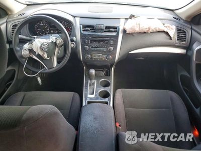 Zdjęcie 8 z 12 samochodu: 2013 NISSAN ALTIMA 2.5 VIN:1N4AL3AP9DN553155 - miniatura