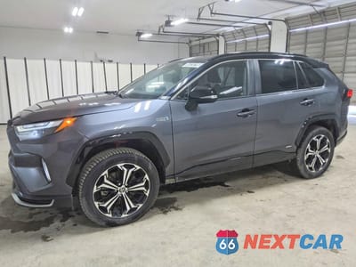 2024 TOYOTA RAV4 PRIME XSE JTMEB3FV6RD204019 - główne zdjęcie licytacji z USA - miniatura