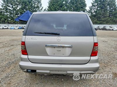 Zdjęcie 6 z 14 samochodu: 2005 MERCEDES-BENZ ML 500 VIN:4JGAB75E95A546353 - miniatura