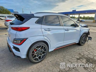 Trzecie zdjęcie samochodu z tyłu: 2022 HYUNDAI KONA N BASE VIN:KM8KH3AC2NU003621 - miniatura