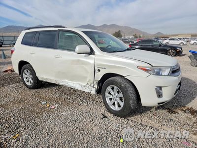 Czwarte zdjęcie samochodu z boku: 2013 TOYOTA HIGHLANDER HYBRID VIN:JTEBC3EHXD2017183 - miniatura