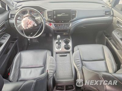 Zdjęcie 8 z 13 samochodu: 2019 HONDA PILOT EXL VIN:5FNYF6H55KB075561 - miniatura