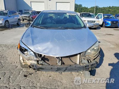 Piąte zdjęcie samochodu w środku: 2015 TOYOTA COROLLA S PLUS VIN:5YFBURHE7FP252683 - miniatura