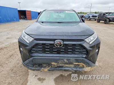 Piąte zdjęcie samochodu w środku: 2019 TOYOTA RAV4 XLE PREMIUM VIN:2T3A1RFV4KW041660 - miniatura