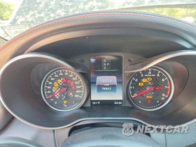 Zdjęcie 9 z 12 samochodu: 2018 MERCEDES-BENZ C-KLASSE AMG C 43 4MATIC VIN:55SWF6EBXJU256993 - miniatura