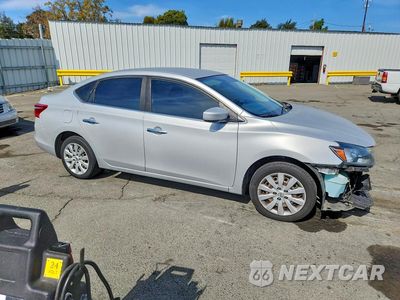 Czwarte zdjęcie samochodu z boku: 2018 NISSAN SENTRA S VIN:3N1AB7AP0JY279821 - miniatura