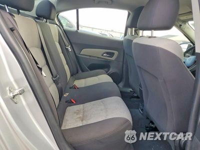 Zdjęcie 10 z 12 samochodu: 2015 CHEVROLET CRUZE LS VIN:1G1PA5SH6F7165071 - miniatura