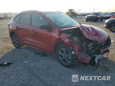 Czwarte zdjęcie samochodu z boku: 2023 FORD ESCAPE ST LINE VIN:1FMCU0MN6PUB14543 - miniatura