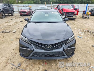 Piąte zdjęcie samochodu w środku: 2021 TOYOTA CAMRY SE VIN:4T1G11AK8MU495706 - miniatura