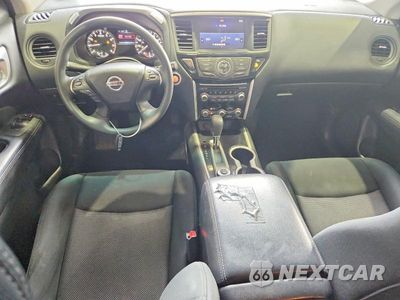 Zdjęcie 8 z 14 samochodu: 2018 NISSAN PATHFINDER S VIN:5N1DR2MM7JC655722 - miniatura