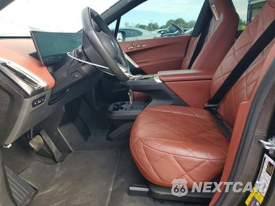 Zdjęcie 7 z 13 samochodu: 2023 BMW IX M60 VIN:WB533CF00PCL89644 - miniatura