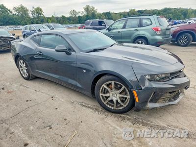 Czwarte zdjęcie samochodu z boku: 2018 CHEVROLET CAMARO LS VIN:1G1FA1RX4J0189209 - miniatura