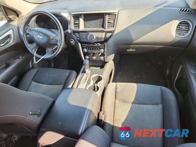 Zdjęcie 8 z 12 samochodu: 2019 NISSAN PATHFINDER SV VIN:5N1DR2MN6KC619157 - miniatura