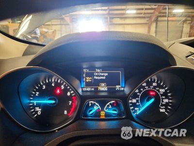 Zdjęcie 9 z 13 samochodu: 2017 FORD ESCAPE SE VIN:1FMCU9GD0HUD36925 - miniatura