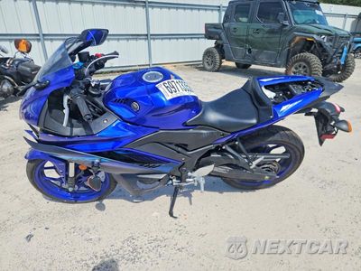 Trzecie zdjęcie samochodu z tyłu: 2024 YAMAHA YZFR3 A VIN:MH3RH18Y5RK015743 - miniatura